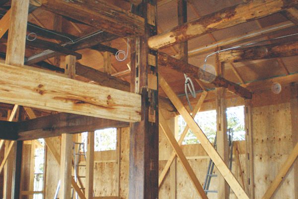 里の家づくりの工夫02