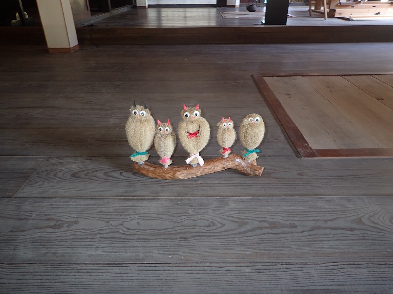 ススキのミミズクづくり