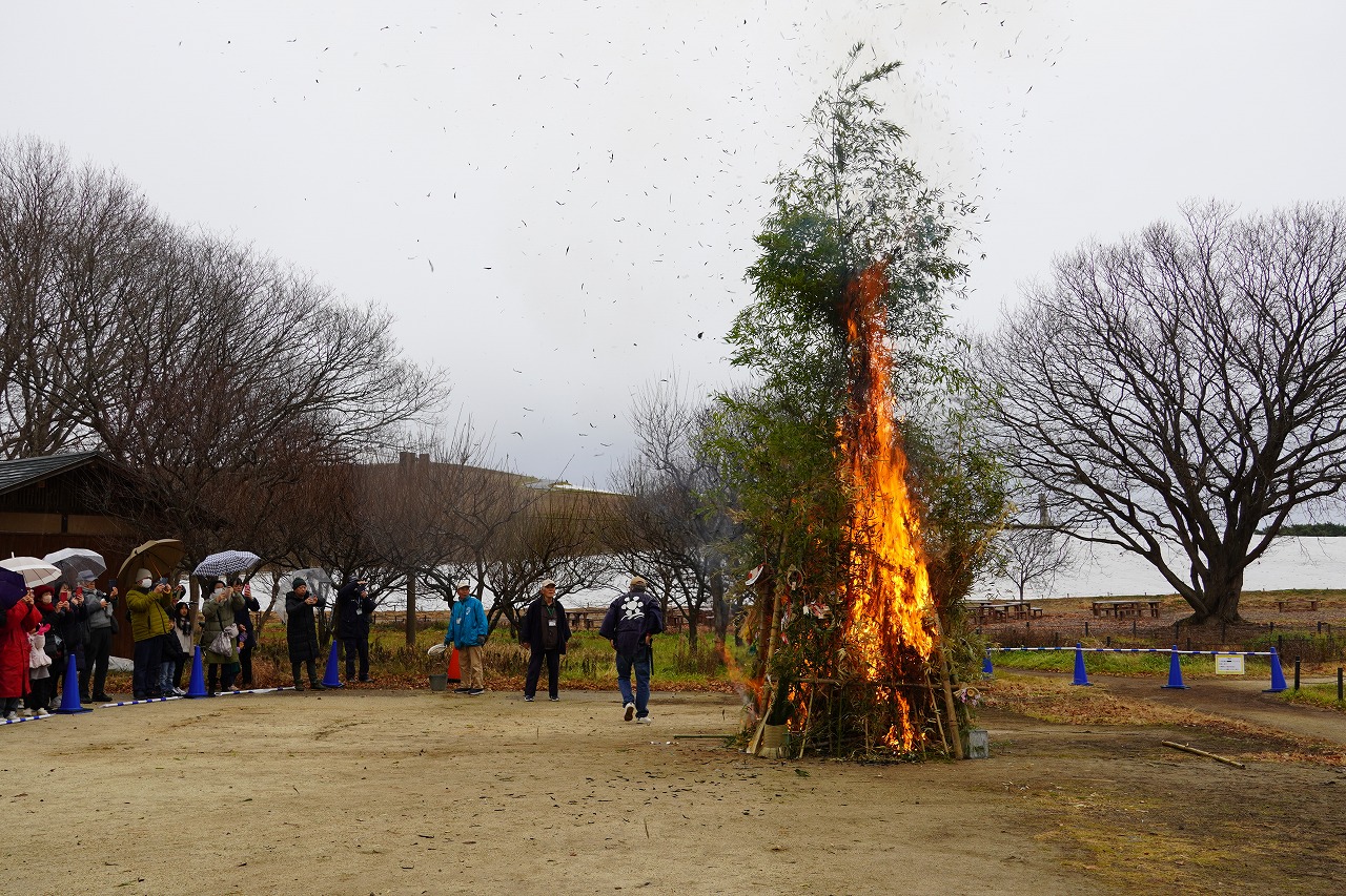 どんど焼きに関するページ