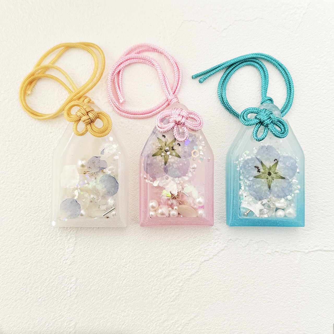 レジンのお守りをつくろうに関するページ