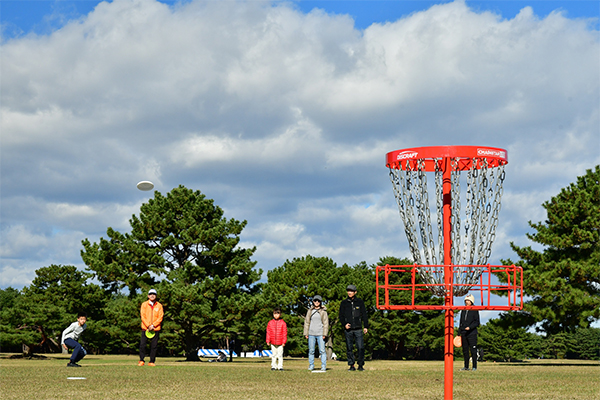 外でぽかぽか_はじめてのディスクゴルフ体験会