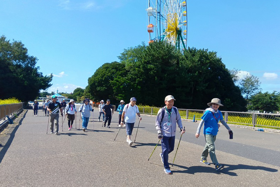 ノルディックウォーキングパートナーR8_01