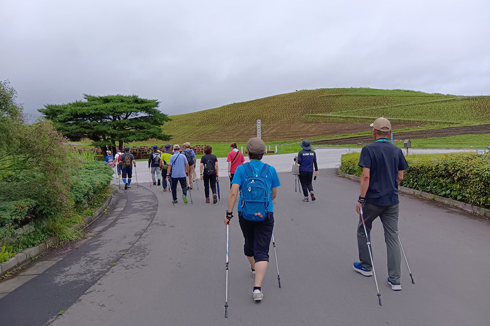 ノルディックウォーキングパートナーR8_02