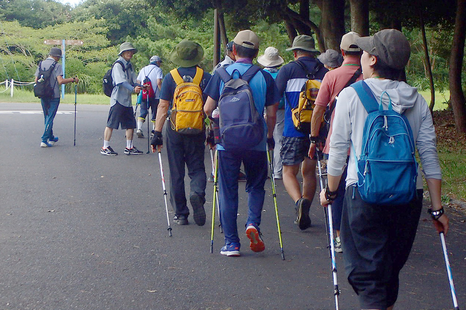 ノルディックウォーキングパートナーR8_04