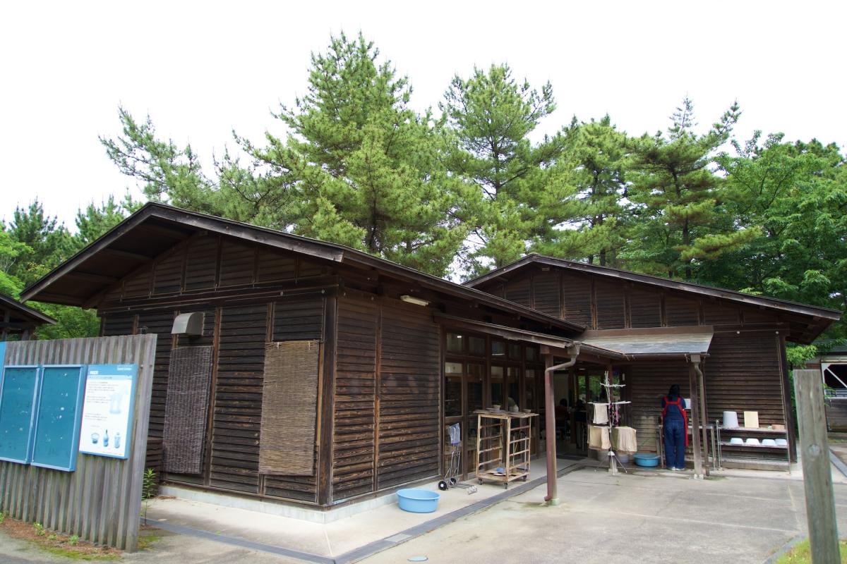 陶芸棟の紹介