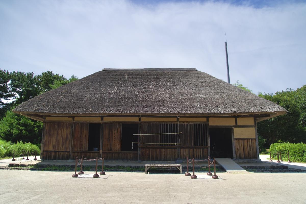 旧土肥家住宅(隠居屋)1