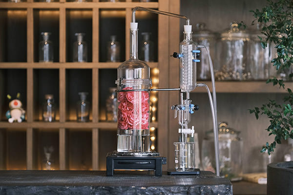 秋のローズアロマミスト作り